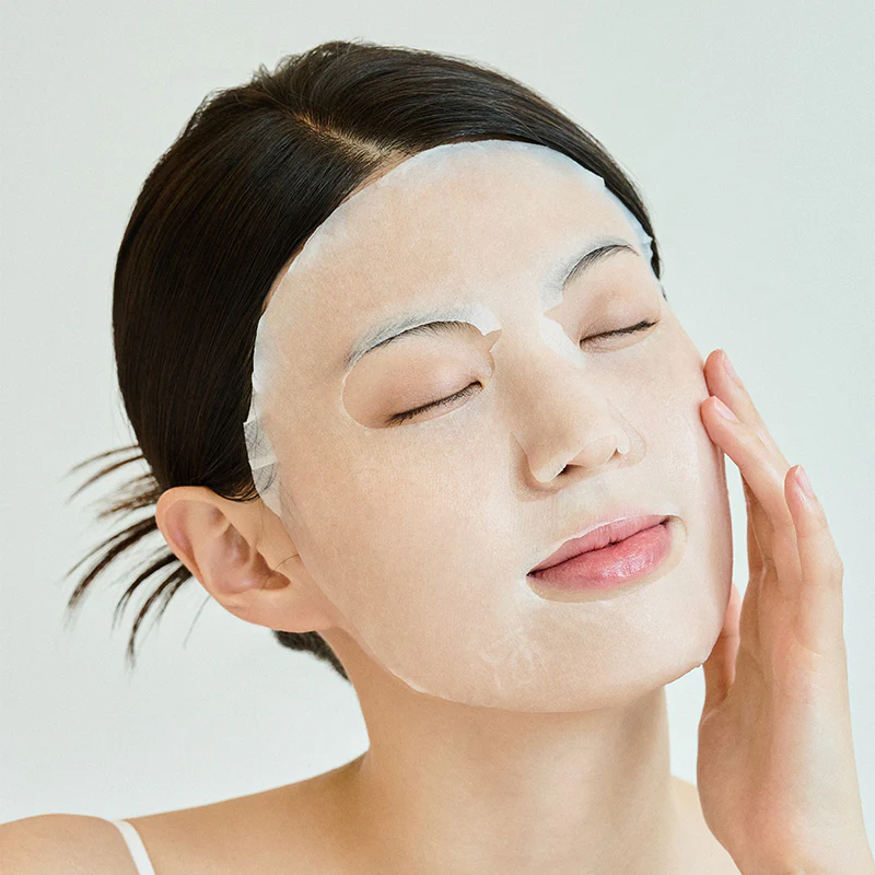 Madagascar Centella Tone Brightening Glow Mask - Image 5
